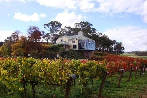 Adelaide Hills Day Tour. Winery Cellar Doors - New South Wales Tourism  1