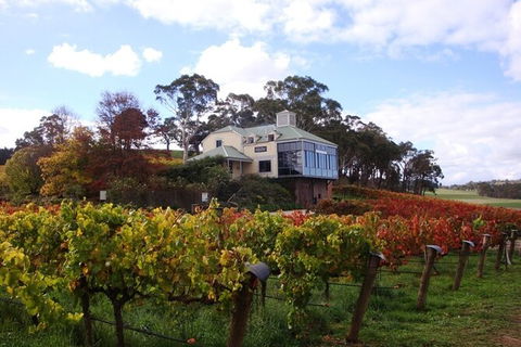 Adelaide Hills Day Tour. Winery Cellar Doors - New South Wales Tourism  3