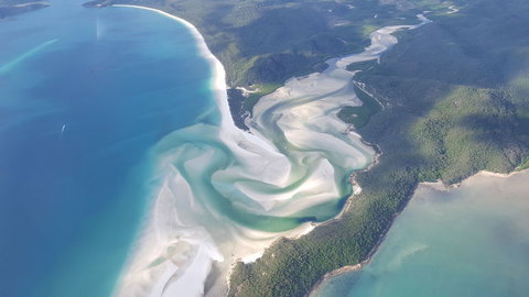 Reef And Island Scenic Flight From Airlie Beach - New South Wales Tourism  4