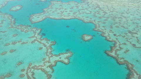 Reef And Island Scenic Flight From Airlie Beach - New South Wales Tourism  3