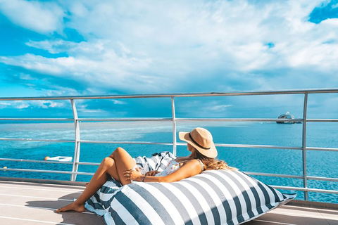 2-Day Great Barrier Reef Reefsleep Experience - New South Wales Tourism  3