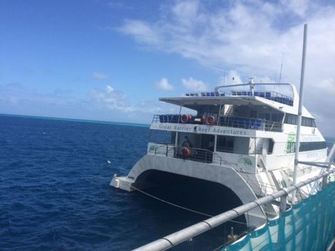 Great Barrier Reef Day Cruise To Reefworld - New South Wales Tourism  7