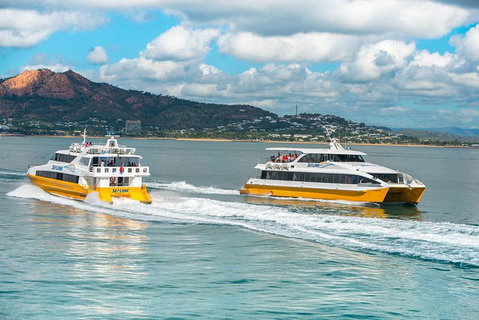 Magnetic Island Round-Trip Ferry From Townsville - New South Wales Tourism  0