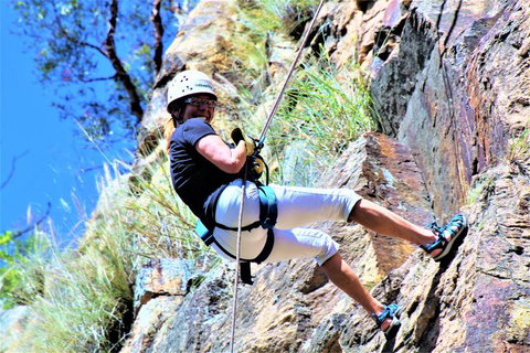 Abseiling The Kangaroo Point Cliffs In Brisbane - New South Wales Tourism  3