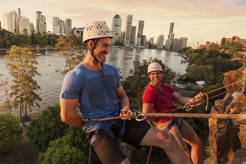 Abseiling The Kangaroo Point Cliffs In Brisbane - New South Wales Tourism  7