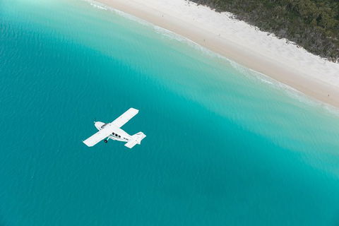Scenic Flight - Great Barrier Reef, Heart Reef, Whitehaven Beach & Hill Inlet! - New South Wales Tourism  5