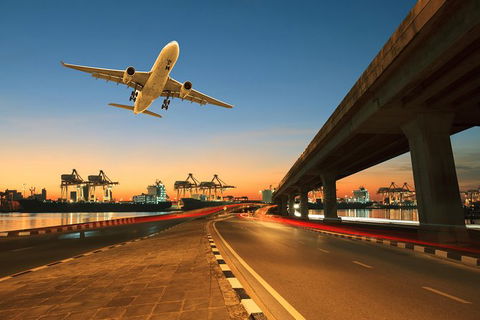 Luxury Brisbane Airport Transfers To And From Surfers Paradise For 2 Person - New South Wales Tourism  3