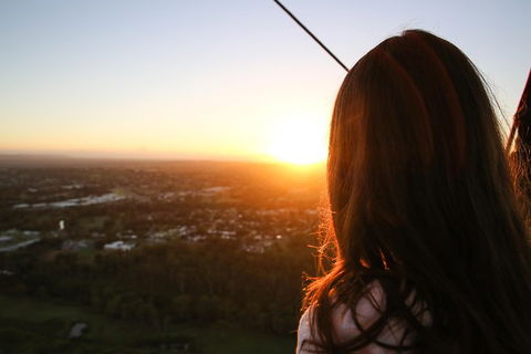 Greater Brisbane Hot Air Balloon Flights - City & Country Views - 1 Hour Flight! - New South Wales Tourism  10