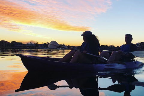 Surfers Paradise Sunset Kayak Tour - New South Wales Tourism  11