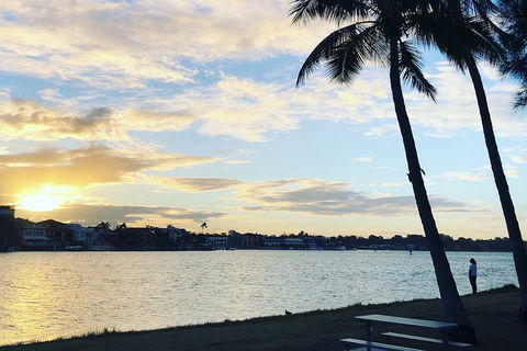Surfers Paradise Sunset Kayak Tour - New South Wales Tourism  4