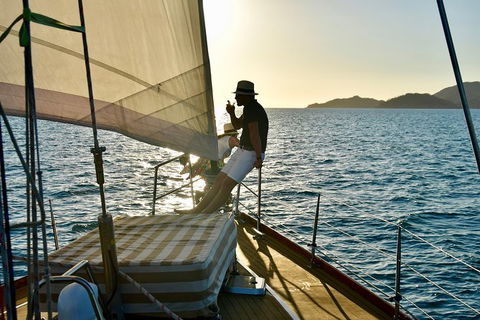 Magnetic Island Twilight Sailing Cruise - New South Wales Tourism  0