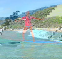 Rainbow Beach Surf Lesson Australia's Longest Wave 4X4 Adventure - New South Wales Tourism 
