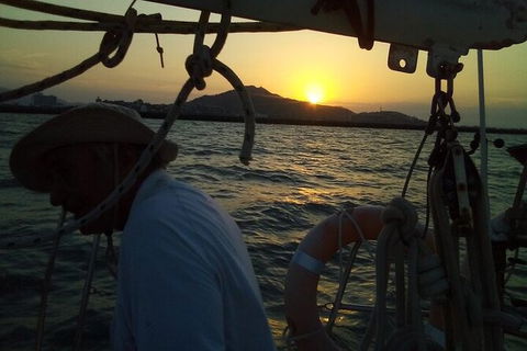 Townsville Early Morning Sailing Cruise Boat Tour - New South Wales Tourism  7