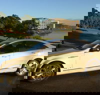 Limo from Proserpine airport to Airlie Beach - New South Wales Tourism 
