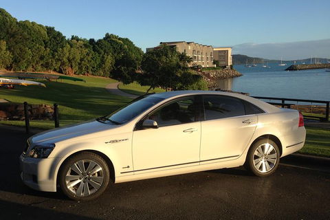 Limo From Proserpine Airport To Airlie Beach - New South Wales Tourism  0
