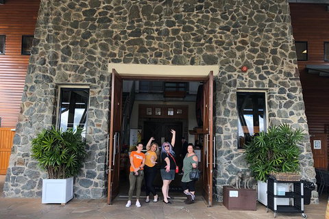 Sirromet Winery All Inclusive Lunch @ Lurleens, Tour, Tastings And Transfers - New South Wales Tourism  0