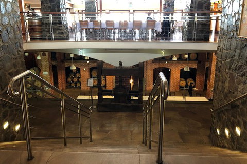 Sirromet Winery All Inclusive Lunch @ Lurleens, Tour, Tastings And Transfers - New South Wales Tourism  9