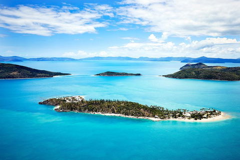 Whitehaven Beach And Daydream Island Cruise - New South Wales Tourism  0