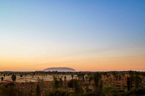 Uluru & Kata Tjuta Sights & Sounds - New South Wales Tourism  10