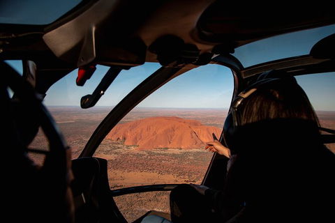 Uluru Helicopter Flights - New South Wales Tourism  4