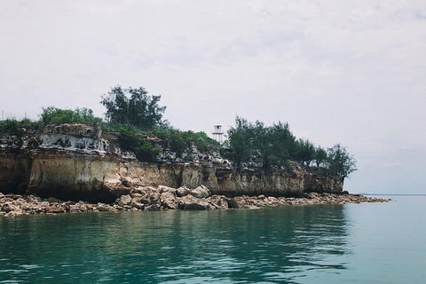 Darwin Combo: The Bombing Of Darwin Experience & Darwin Harbour Cruise - New South Wales Tourism  4