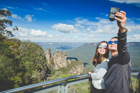 Small-Group Blue Mountains Day Trip From Sydney With Wildlife Park - New South Wales Tourism  0