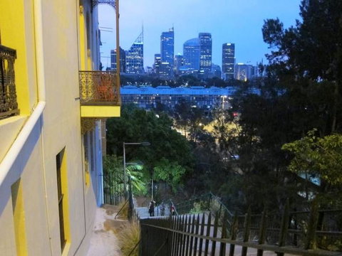 Sydney Crimes And Passions Walking Tour Of Kings Cross - New South Wales Tourism  6