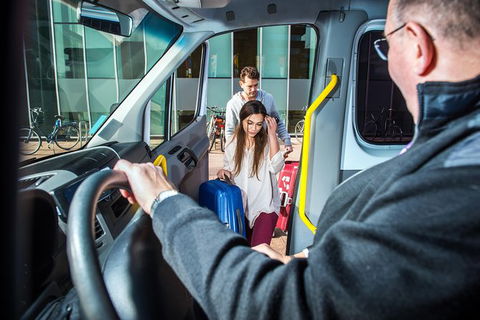 Sydney Airport Arrival Transfer (Airport To Sydney Central Business District) - New South Wales Tourism  6