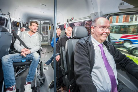 Sydney Airport Arrival Transfer (Airport To Sydney Central Business District) - New South Wales Tourism  13