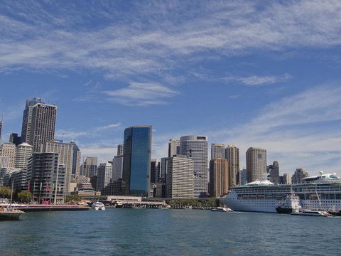 Sydney Pass: SEA LIFE Aquarium, Sydney Tower Eye, WILD LIFE Sydney, Sydney Harbour Cruise, And Madame Tussauds - New South Wales Tourism  9