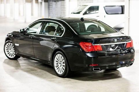 Family Sydney Airport Departure Transfer - New South Wales Tourism  4