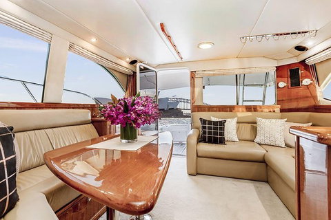 Private Sydney Harbour Lunch Cruise Including Unlimited Drinks - New South Wales Tourism  9