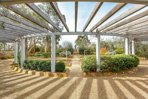 Bible Garden - New South Wales Tourism  0