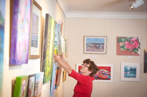 Bluebelles Art Gallery - New South Wales Tourism  0