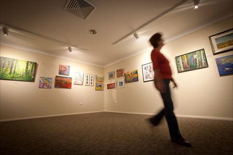 Bluebelles Art Gallery - New South Wales Tourism  2