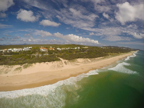 Castaways Beach - New South Wales Tourism  1