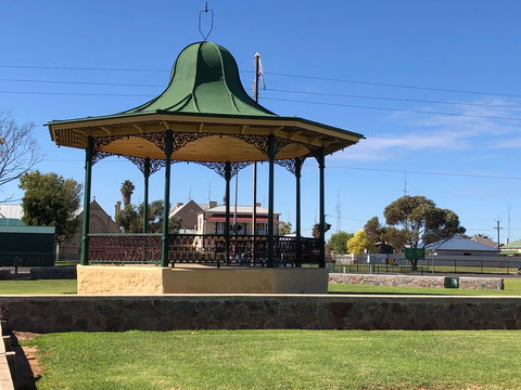 Davies Square, Wallaroo - New South Wales Tourism  0
