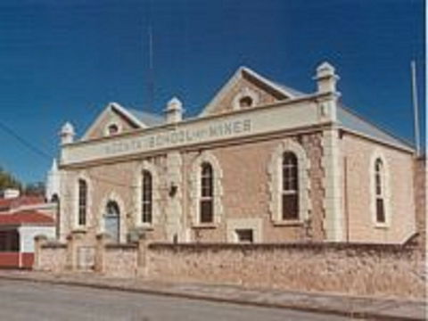 Family History And Resource Centre - New South Wales Tourism  0