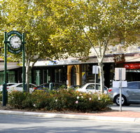 Hutt Street - New South Wales Tourism 