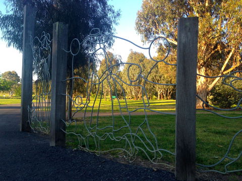 Mansfield Arts Walk - New South Wales Tourism  2
