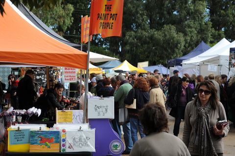 Red Hill Community Market - New South Wales Tourism  2