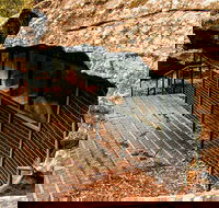 Red Hands Cave Walking Track - Blue Mountains National Park - New South Wales Tourism 