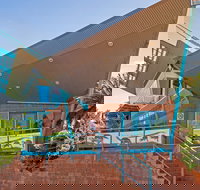 Window on the Wetlands - New South Wales Tourism 