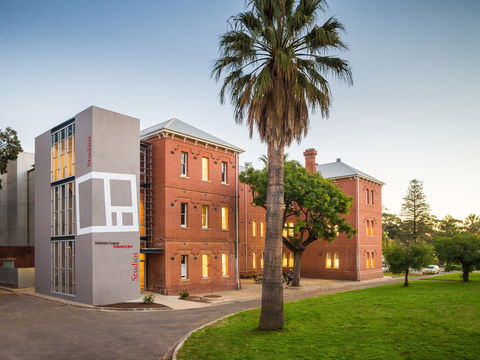 Adelaide Central School Of Art - New South Wales Tourism  0