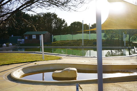 Bungendore Pool - New South Wales Tourism  0