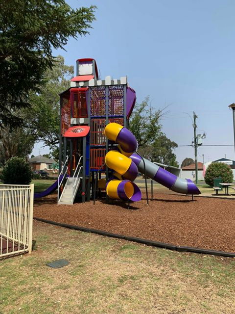 Coronation Park Yass - New South Wales Tourism  1