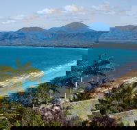 Four Mile Beach - New South Wales Tourism 