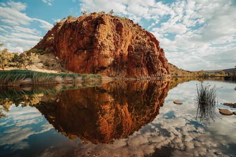 Glen Helen Gorge - New South Wales Tourism  0