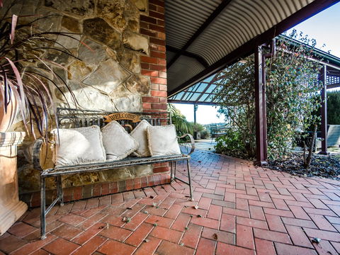 Hahndorf Creek Wellness Spa - New South Wales Tourism  2