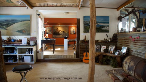 Magpie Springs Gallery - New South Wales Tourism  0